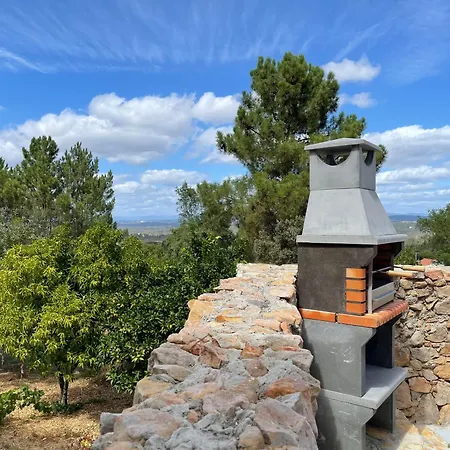 Peaceful Mountain Getaway - A Heranca