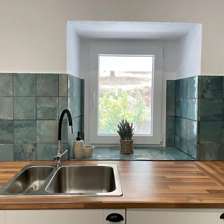 펜션 Peaceful Mountain Getaway - A Heranca 빌라 드 헤이