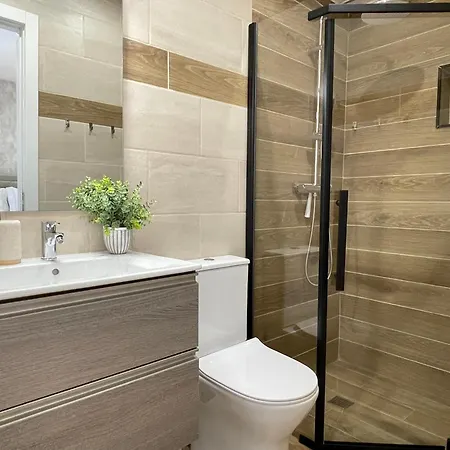 Peaceful Mountain Getaway - A Heranca 펜션 *