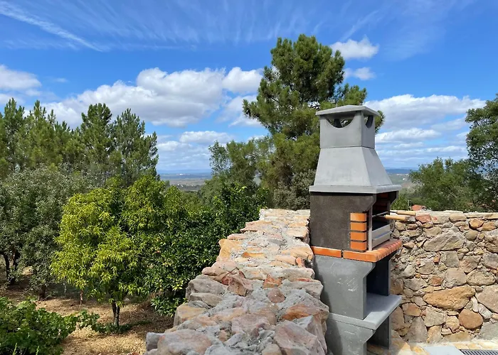 Peaceful Mountain Getaway - A Heranca